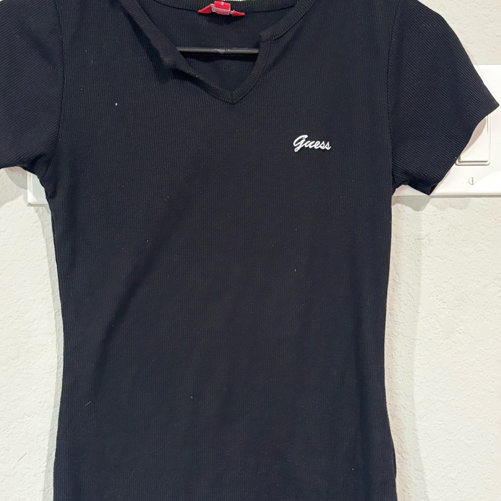 Guess Black Ribbed V-Neck Short Sleeve Tee with Logo